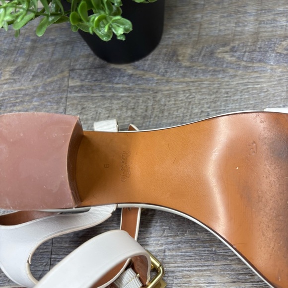 Coach Cream Block Heel Sandals Chain - Picture 9 of 10